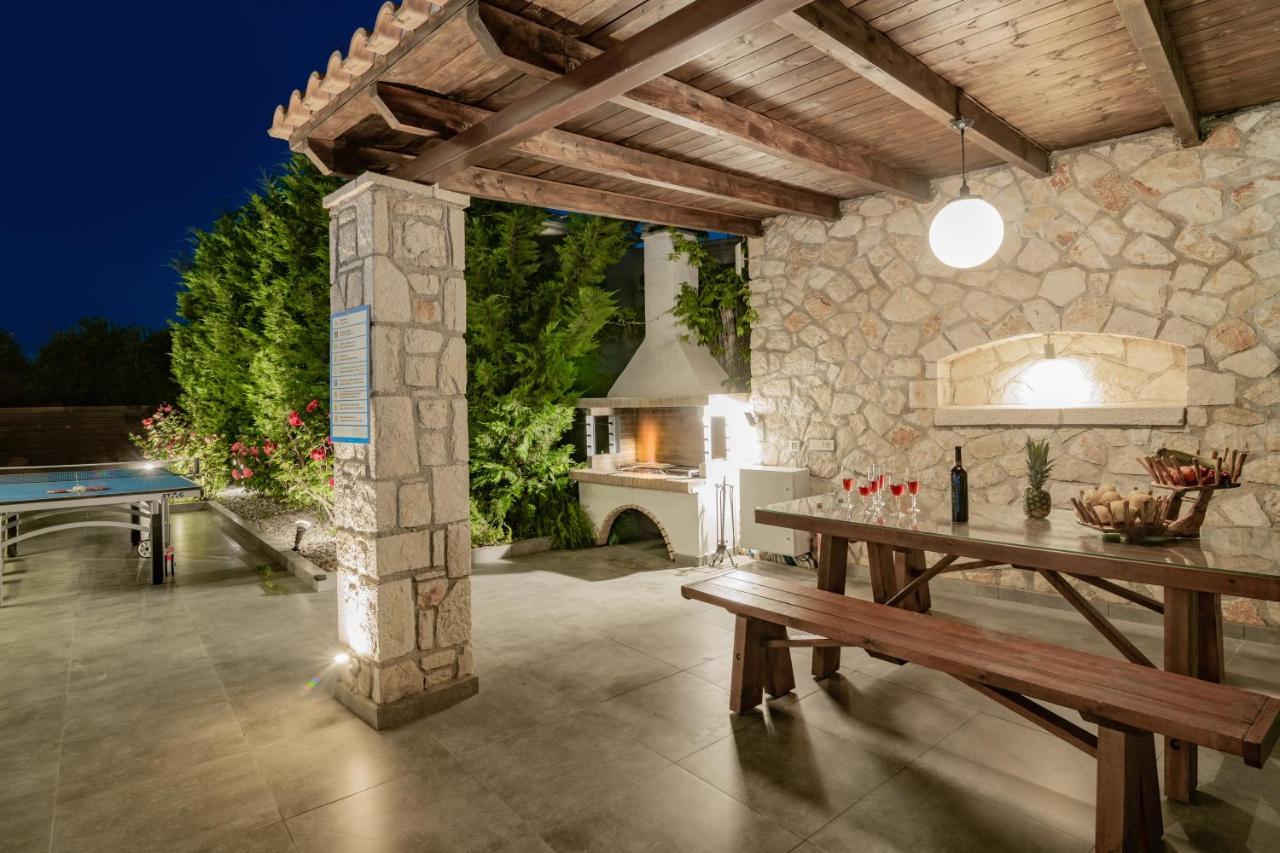 Luxury Villa Vanato & Pool Koukounaria Ngoại thất bức ảnh